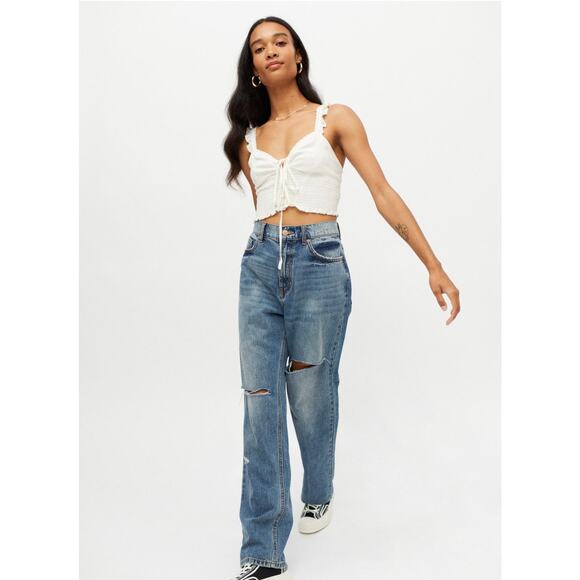 Urban Outfitters Denim - Urban Outfitters BDG Loose Straight High Rise Distressed Jeans. Size 27
